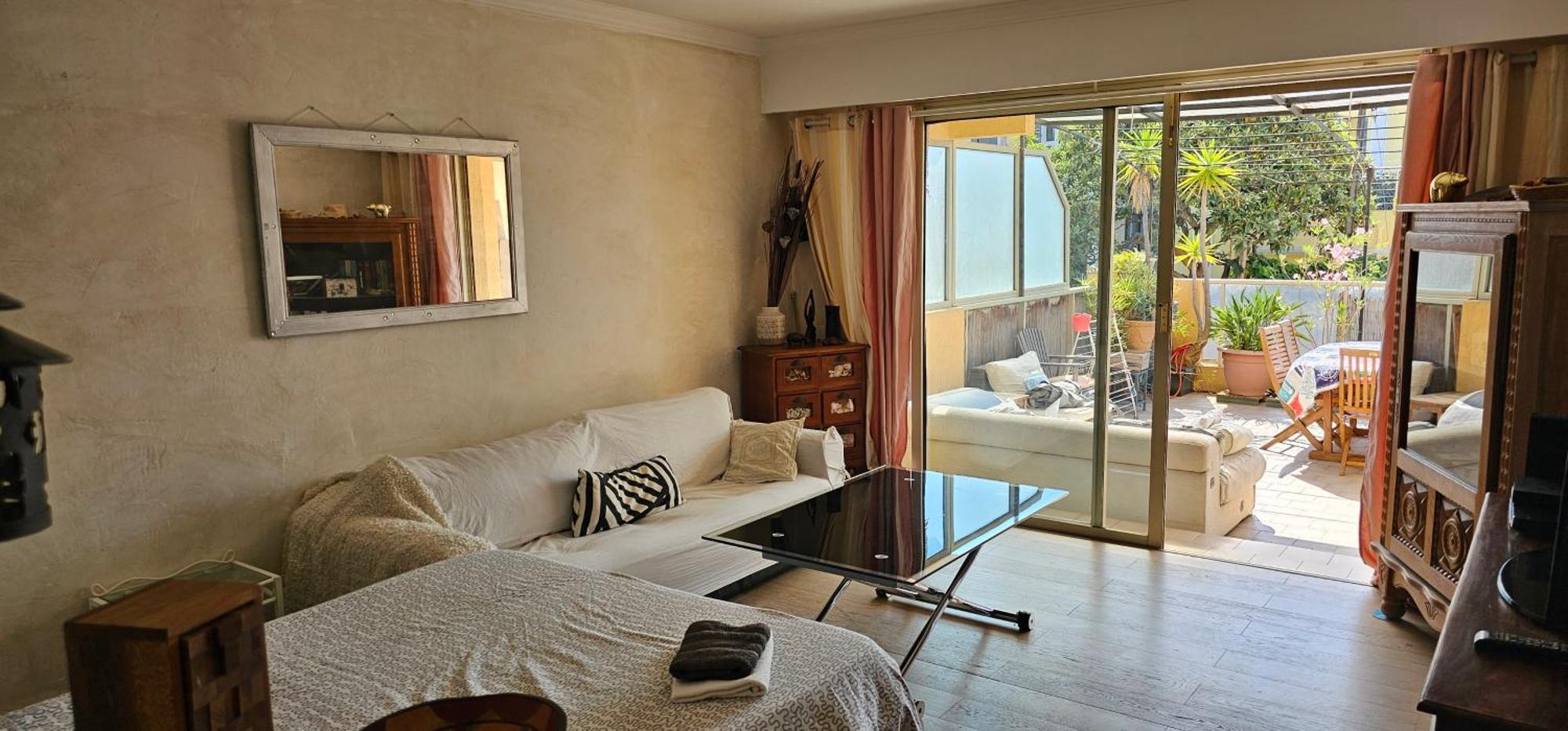 Appartement Angela Golfe-Juan Luaran gambar